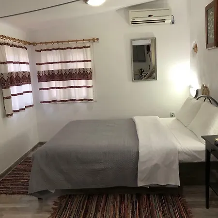 Little Guest house